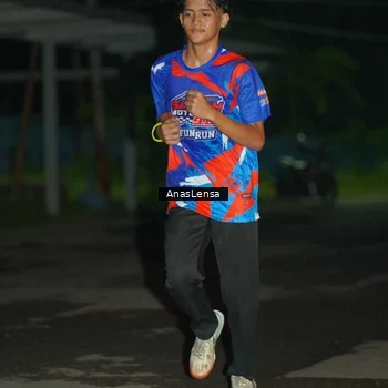 Runner Photo 6038693
