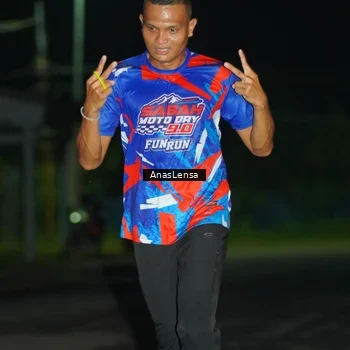 Runner Photo 6038694
