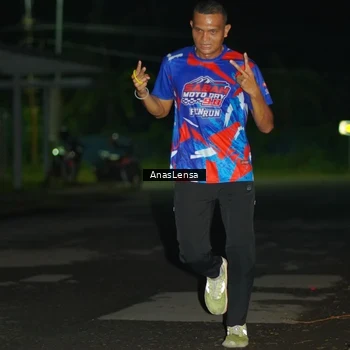 Runner Photo 6038697