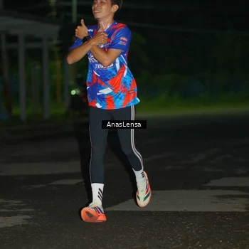 Runner Photo 6038707