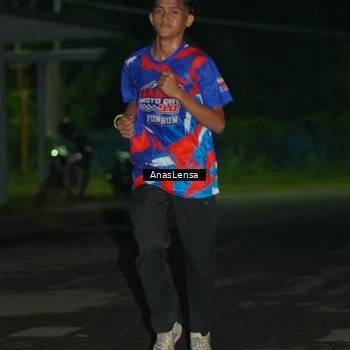 Runner Photo 6038708