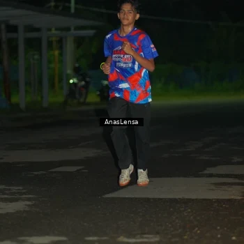 Runner Photo 6038709