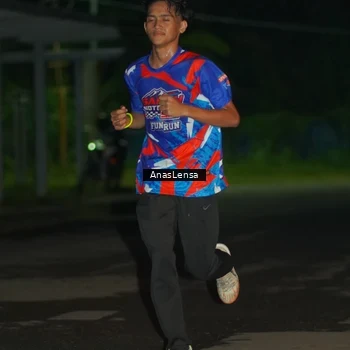 Runner Photo 6038711