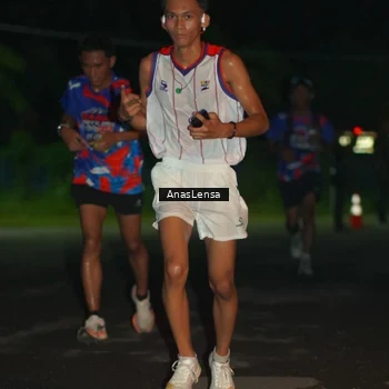 Runner Photo 6038736