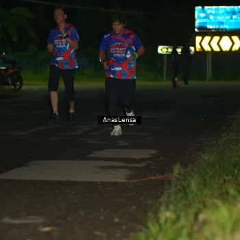 Runner Photo 6038739