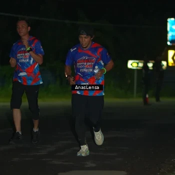 Runner Photo 6038740