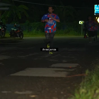 Runner Photo 6038761