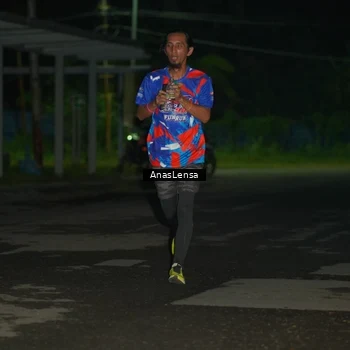 Runner Photo 6038762