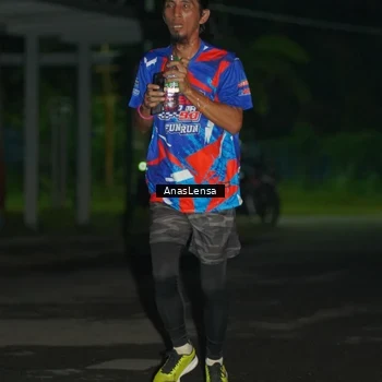 Runner Photo 6038774