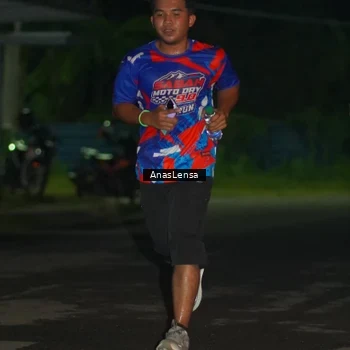 Runner Photo 6038779