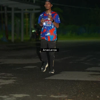 Runner Photo 6038789