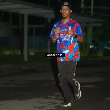Runner Photo 6038790