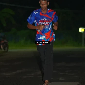 Runner Photo 6038802