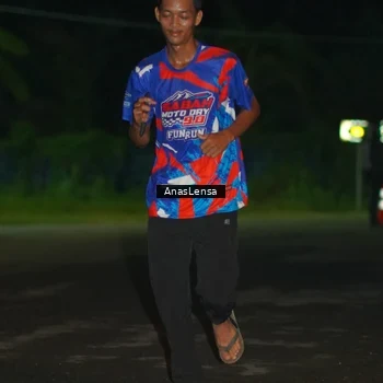 Runner Photo 6038804