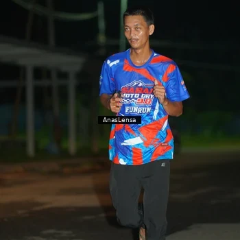 Runner Photo 6038807