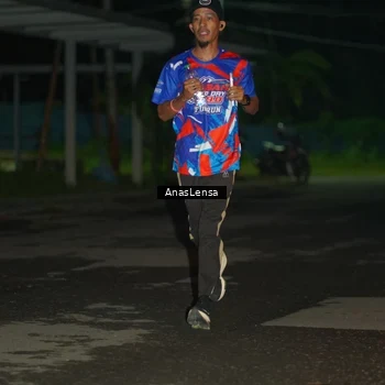 Runner Photo 6038839