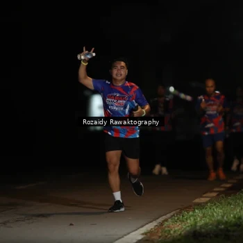 Runner Photo 6038849