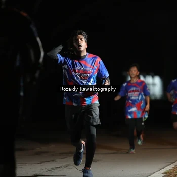 Runner Photo 6038876