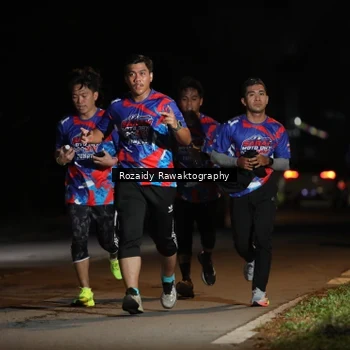 Runner Photo 6038889