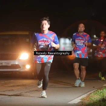 Runner Photo 6038890