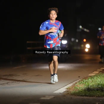 Runner Photo 6038899
