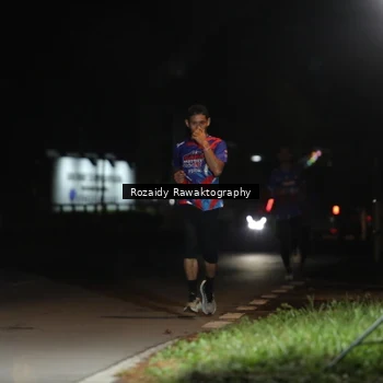 Runner Photo 6038910