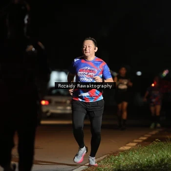 Runner Photo 6038914