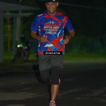 Runner Photo 6038921