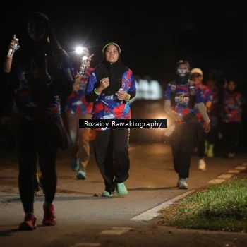 Runner Photo 6038928