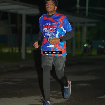 Runner Photo 6038931