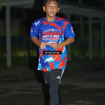 Runner Photo 6038938