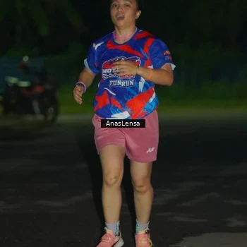 Runner Photo 6038949