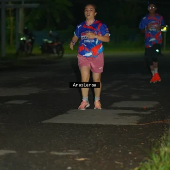 Runner Photo 6038951