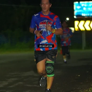 Runner Photo 6038979