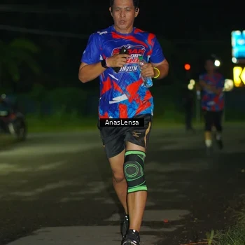 Runner Photo 6038986