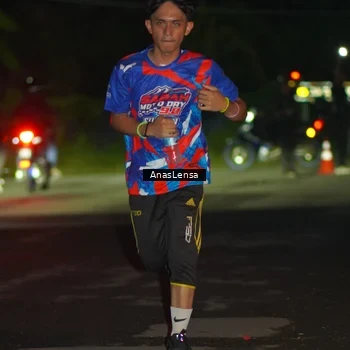 Runner Photo 6039008