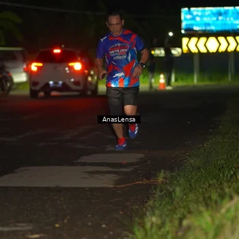 Runner Photo 6039017