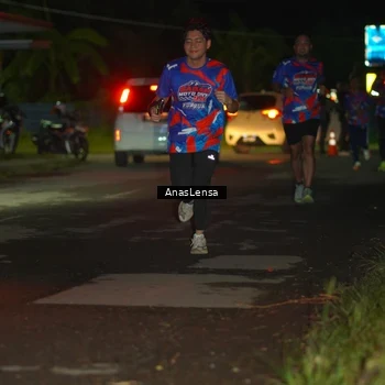 Runner Photo 6039030
