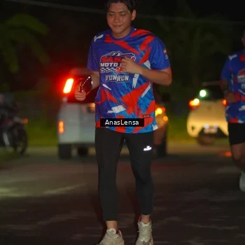 Runner Photo 6039035