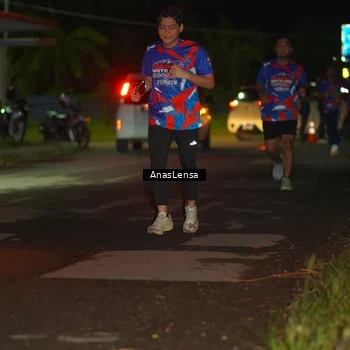 Runner Photo 6039039