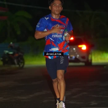 Runner Photo 6039044
