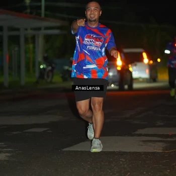 Runner Photo 6039047