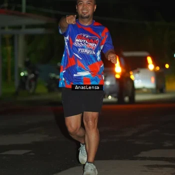 Runner Photo 6039048