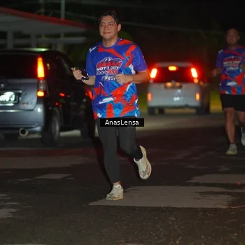 Runner Photo 6039050