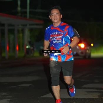 Runner Photo 6039062