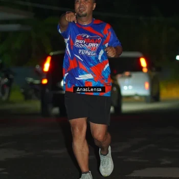 Runner Photo 6039079