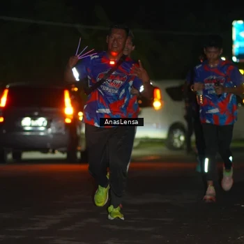 Runner Photo 6039083