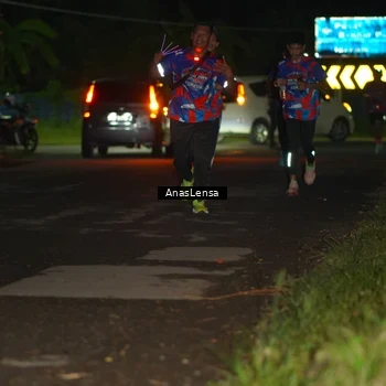 Runner Photo 6039085