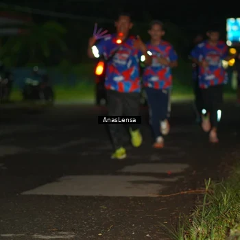 Runner Photo 6039086