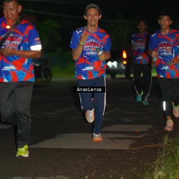 Runner Photo 6039090